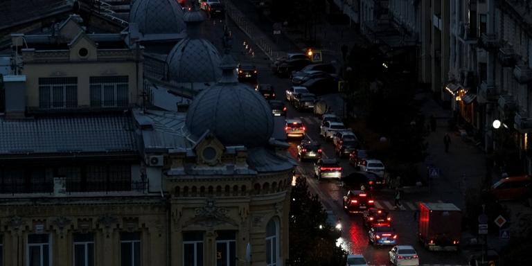 What happens to Ukraine's nuclear reactors when Russia attacks the ...