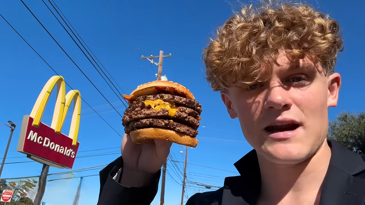 I asked fast-food workers to make the most expensive sandwich they ...