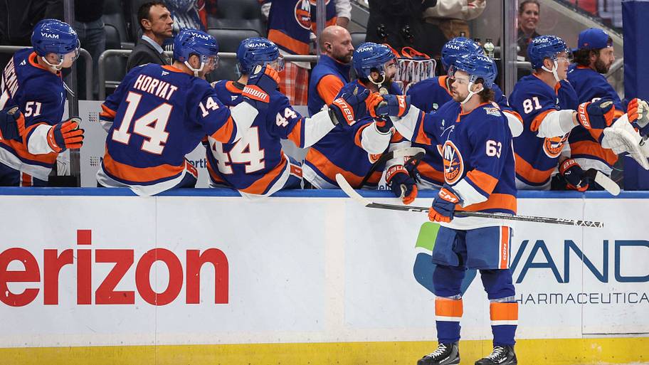 NY Islanders' Matias Maccelli proving to be a great signing so far