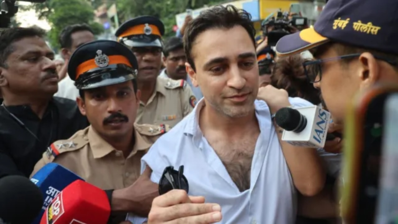 Actor Imran Khan to move Bombay High Court against notice to leave ...