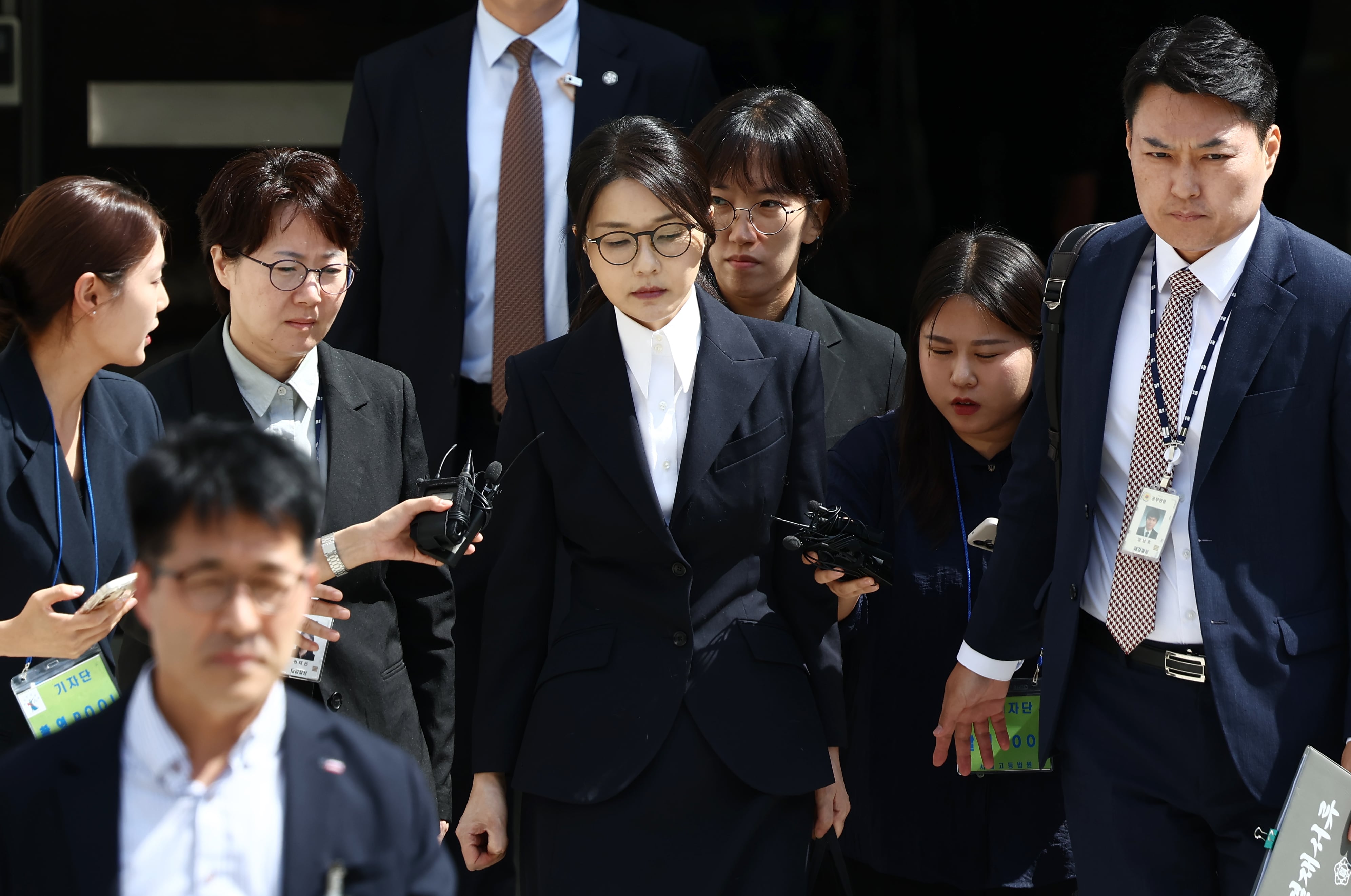 Prosecution seeks additional bench warrant for Kim Keon-hee