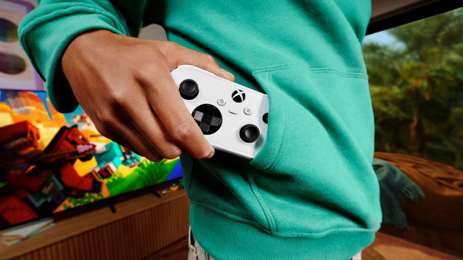 Xbox unveils nano controller: A new pocket-sized peripheral compatible ...