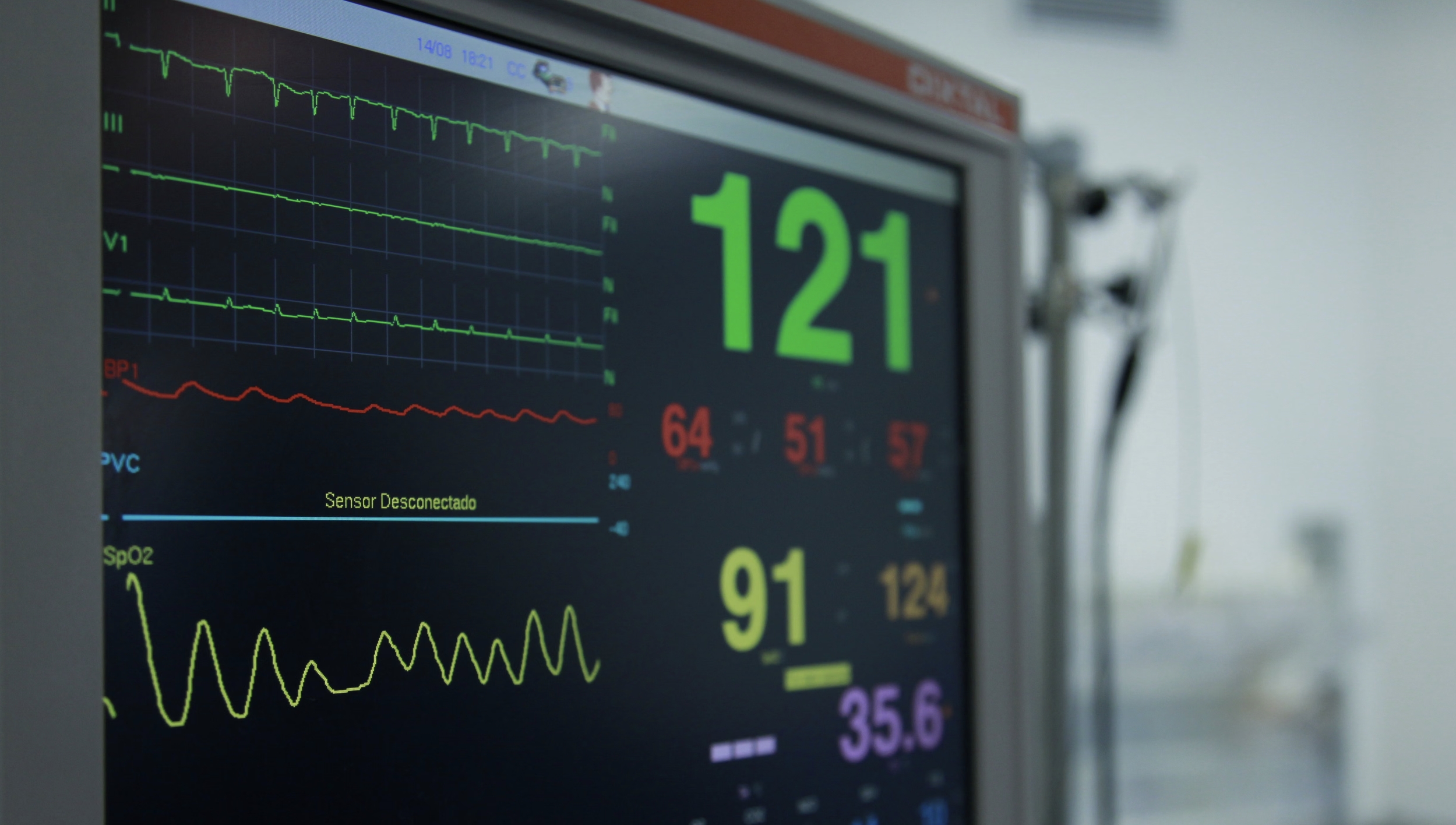 ICU nurse arrested for allegedly stealing fentanyl from critically ill ...