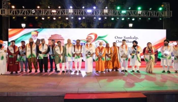 Dr. Ashok Kumar Mittal leads Seva Sankalp at India Gate marking PM Modi ...