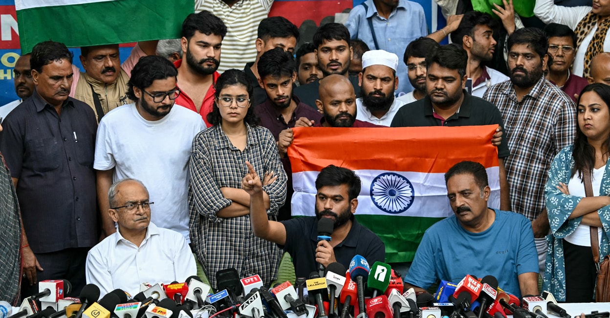 Jantar Mantar protest ban under SC scrutiny; Dipke, Bora target Modi ...