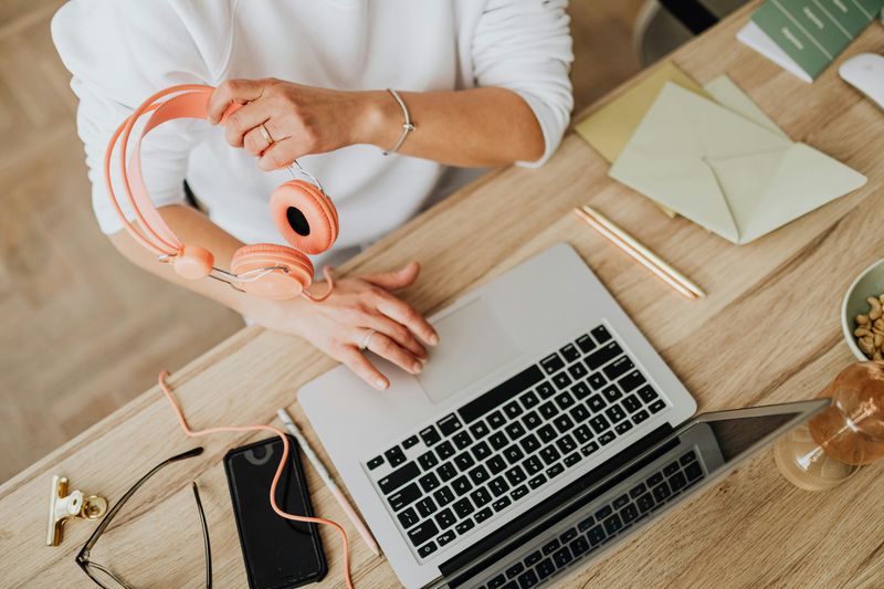 11 expert-approved productivity hacks that sound bizarre but actually work