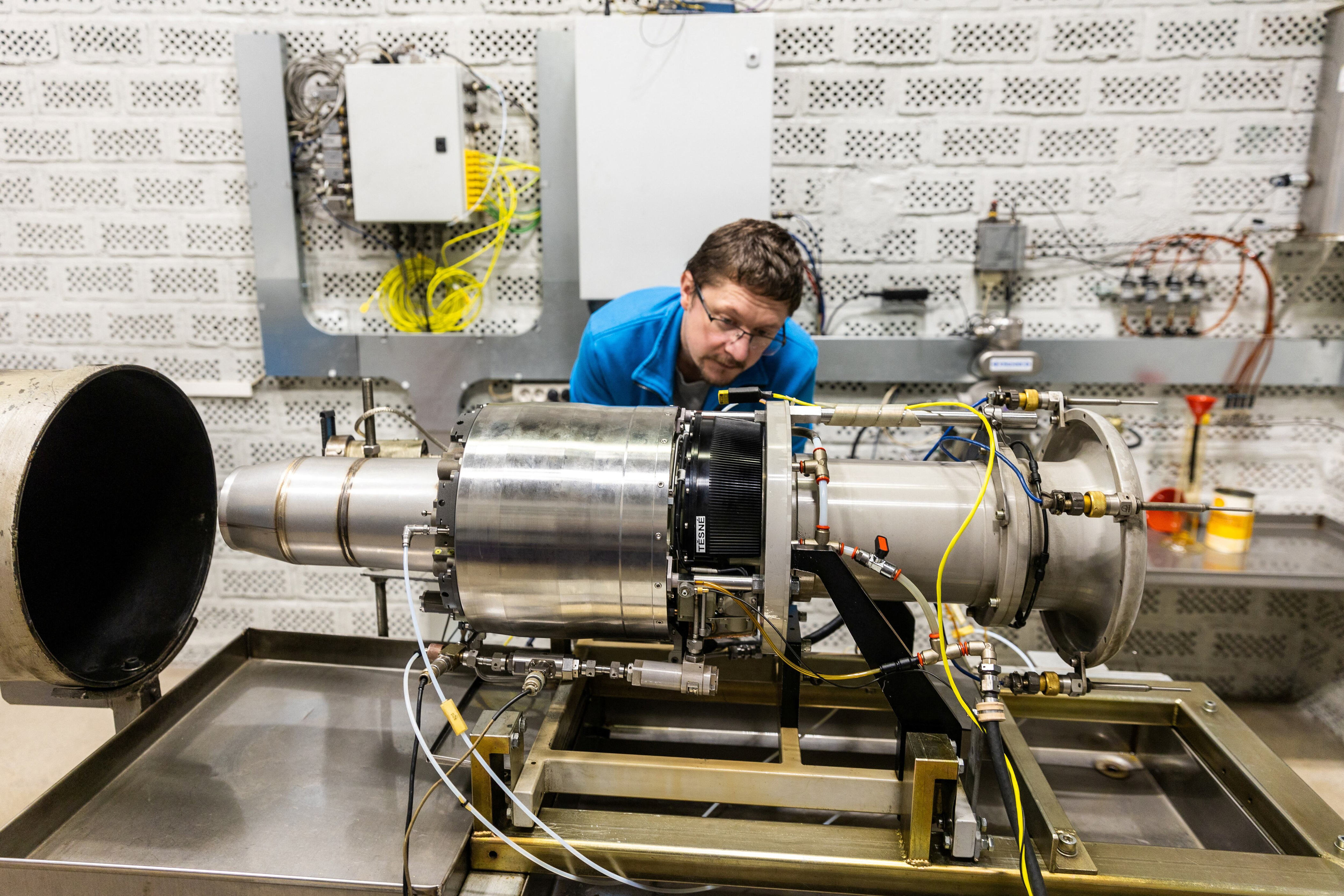 Ukraine prioritizes mini jet engines as monthly demand could hit 10,000