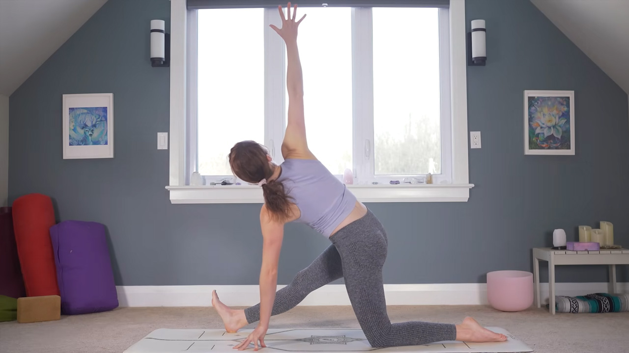 25-min yoga for flexibility and full-body stretch