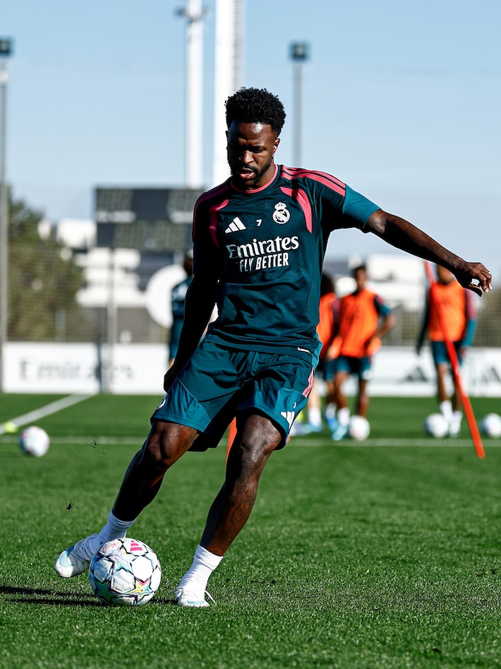 Expulsão, vida pessoal e só um gol: Vini Jr. vive sua pior temporada no ...