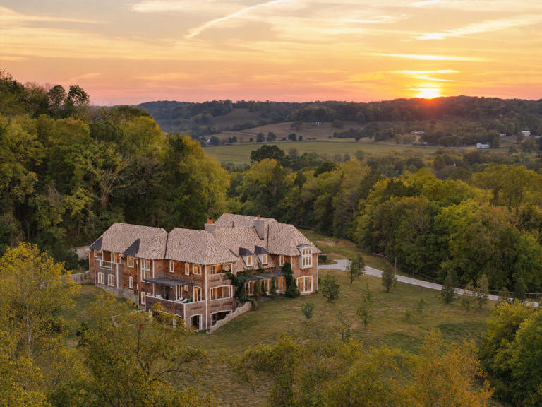Lumber Liquidators founder lists massive ranch home