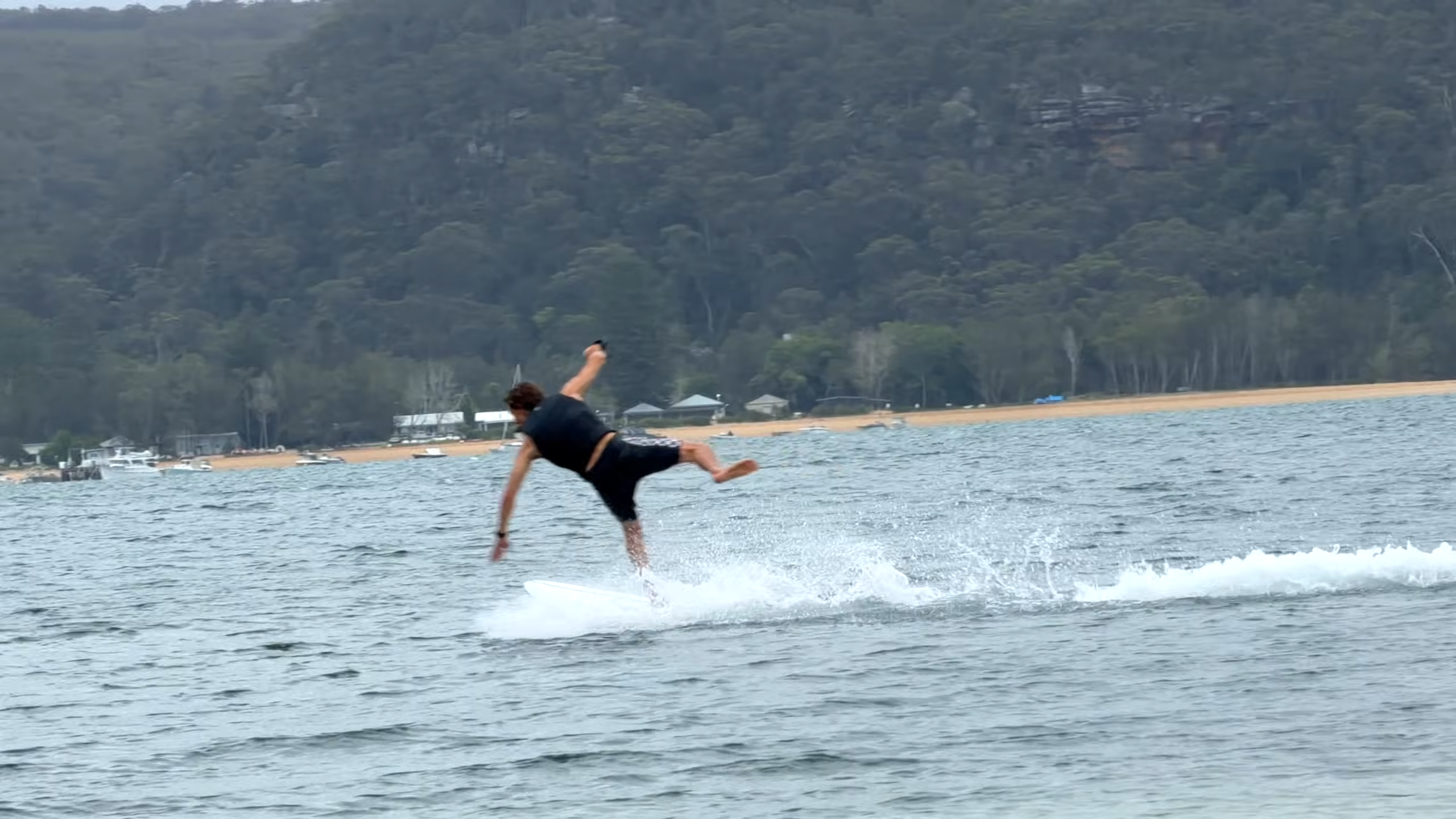 Jet-powered electric surfboard hits full speed before rider loses control