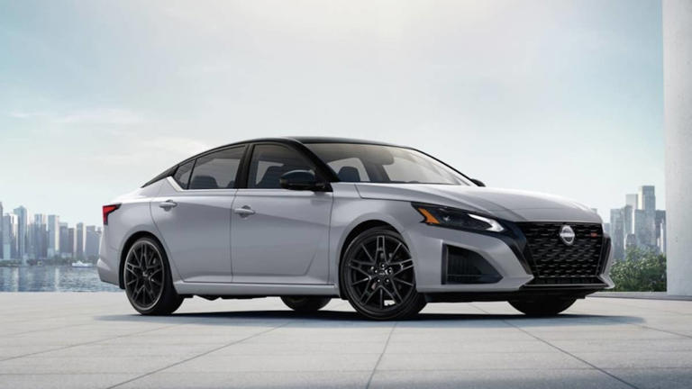 Nissan gives the Altima another year, but cuts choices and raises prices