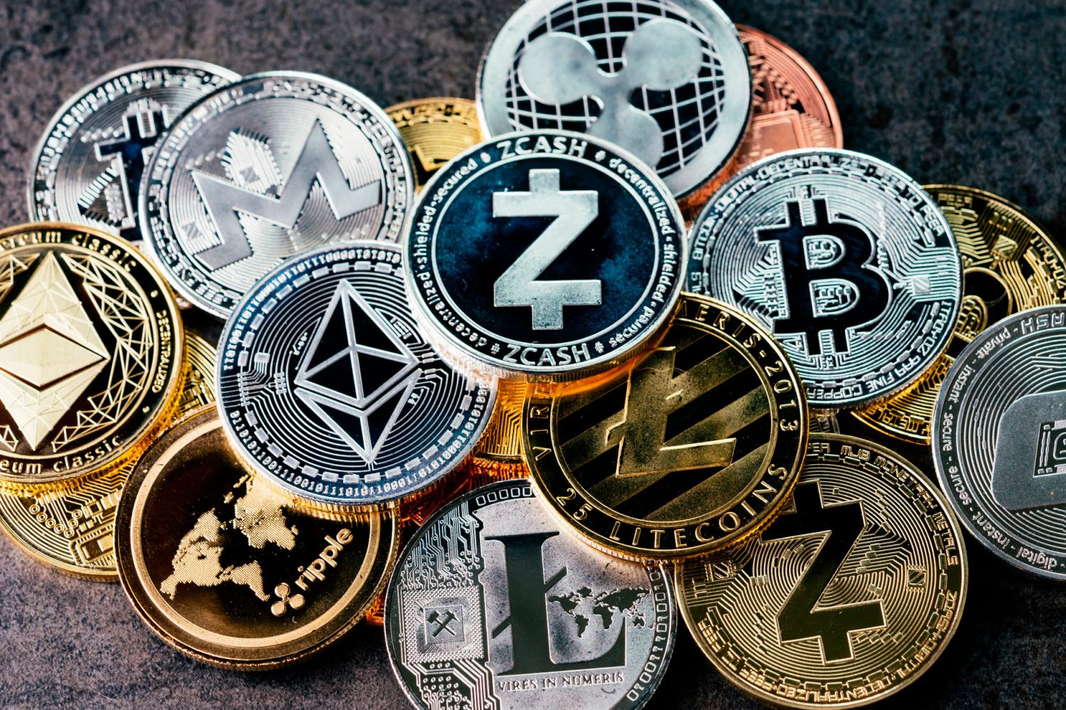 Altcoins: el volumen spot se enfría a 3x el de Bitcoin y el dominio de ...