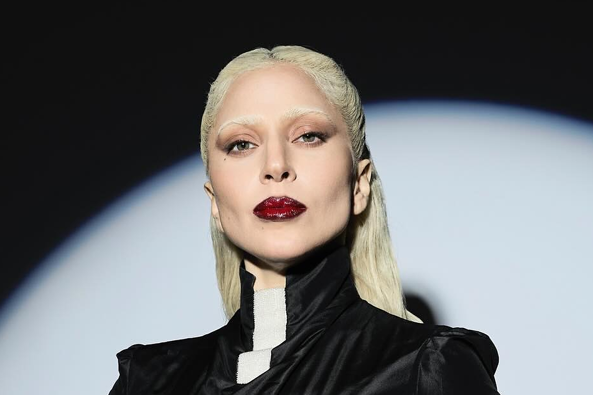 Lady Gaga, 40, breaks her bold makeup rule with a fresh new face — her ...