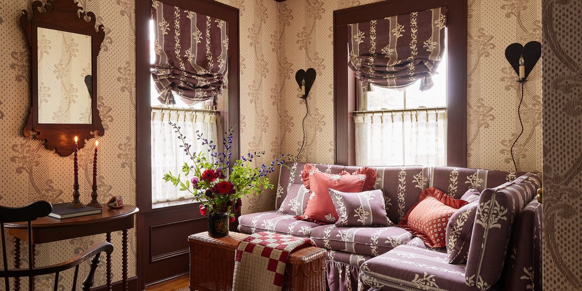 The pattern trick that makes maximalist rooms feel cozy, not cluttered
