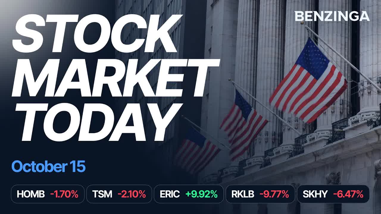 S&P 500, Nasdaq 100 futures fall as chip stock sell-off intensifies