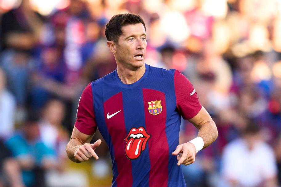 Barcelona reveal which artist will adorn special Clasico jersey