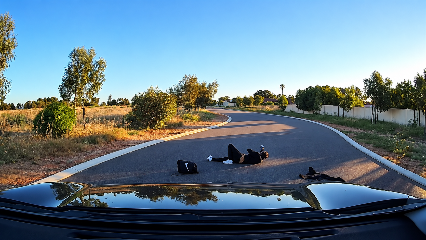 Watch the moment a man appears to fake getting hit then gives the road ...
