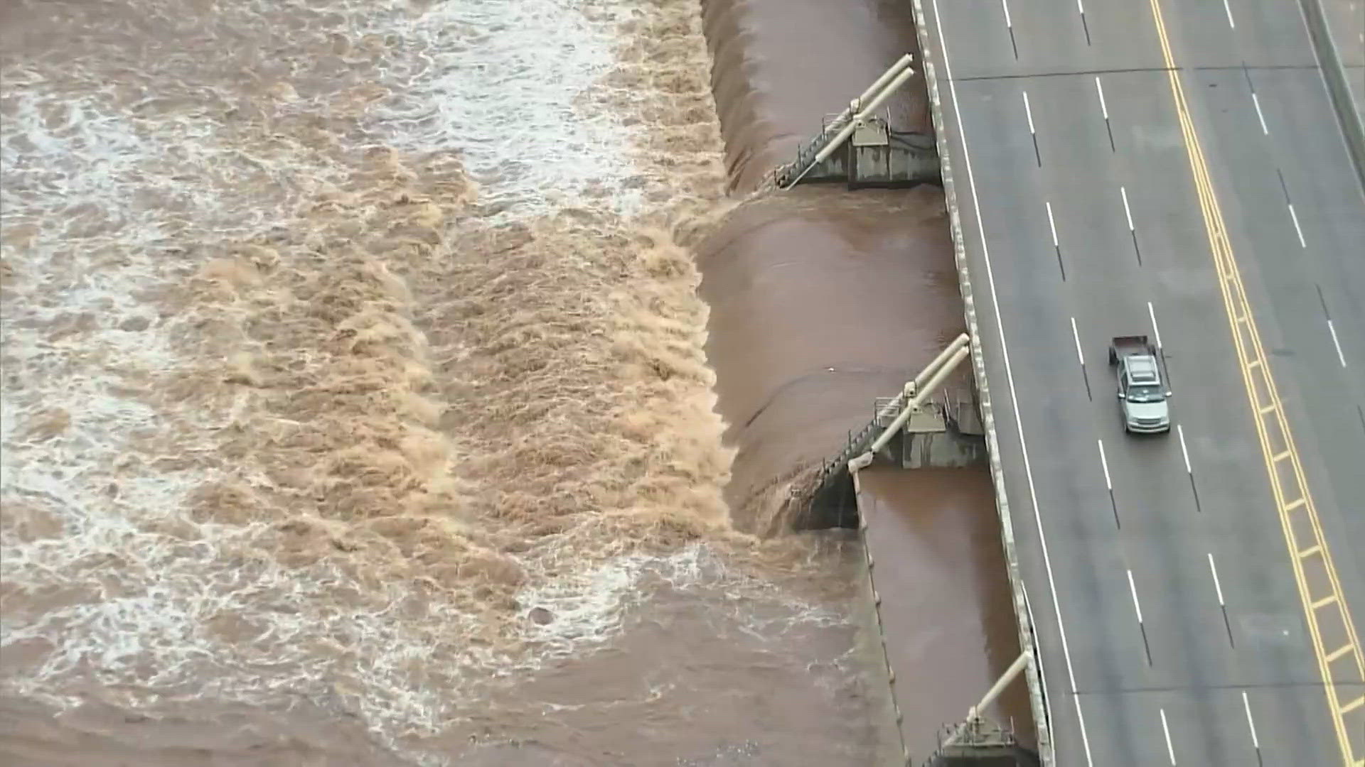 Severe storms drench Oklahoma City, leave damage and outages in Kansas City