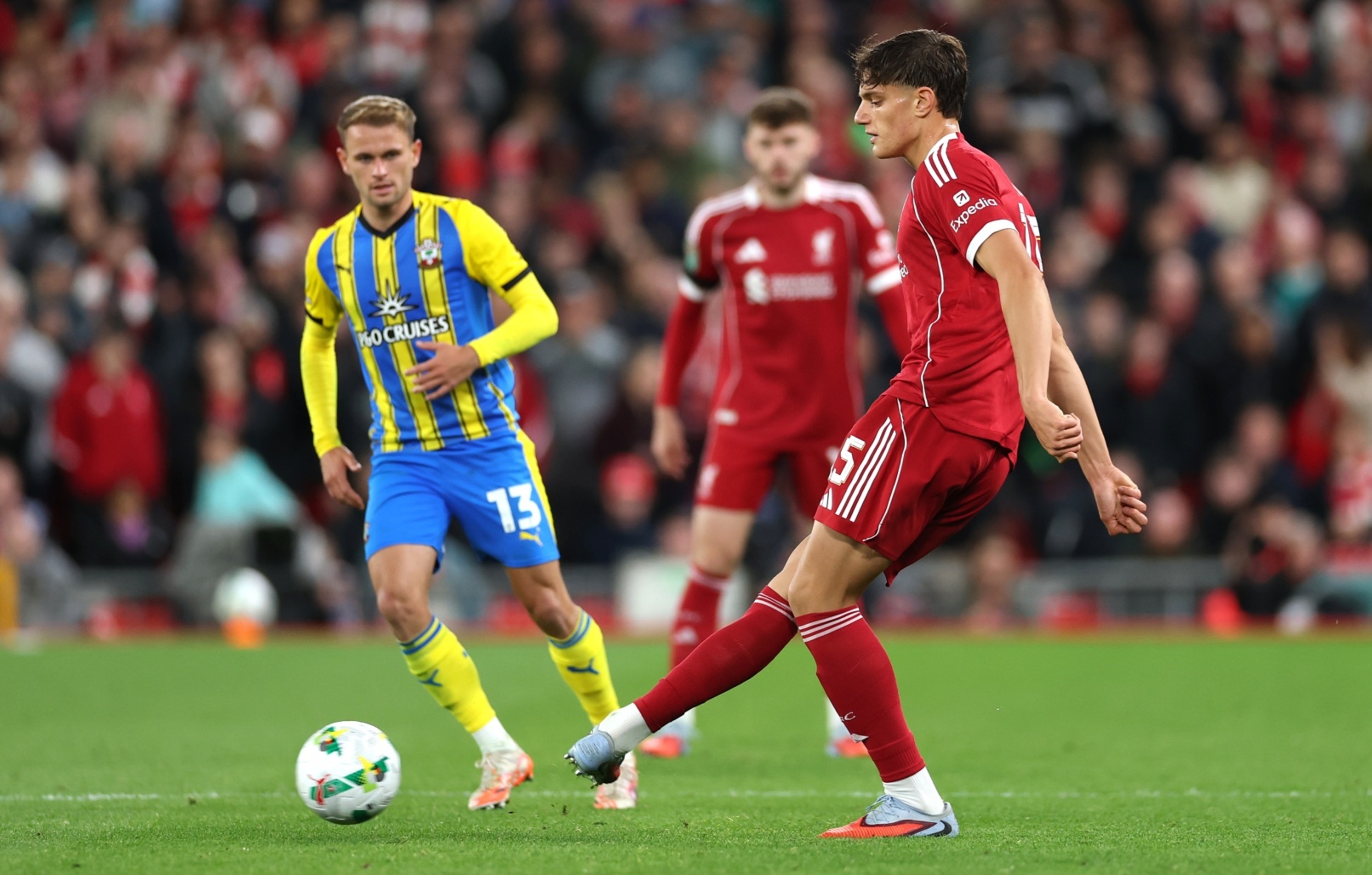 ‘The plan now is…’ – Andoni Iraola issues Giovanni Leoni injury update ...