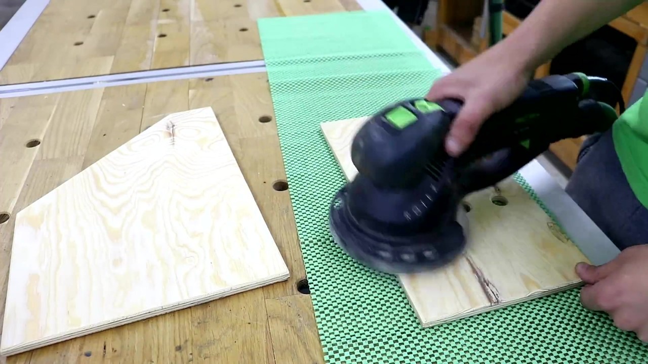 Woodworker builds a device for table legs, chair legs and wooden joints