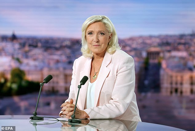 Marine Le Pen vows to halt France's Ukraine aid if elected