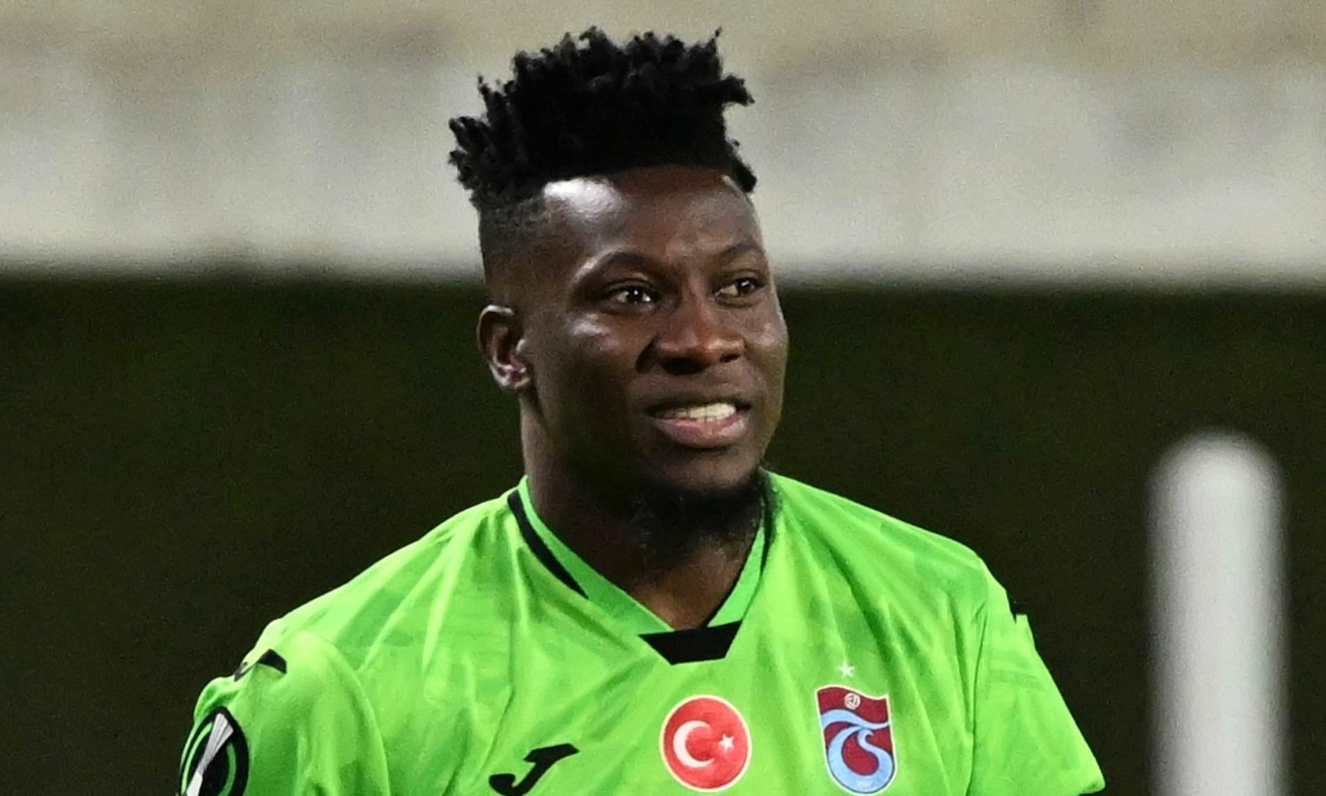 Man United outcast Andre Onana concedes directly from a corner after Mo ...