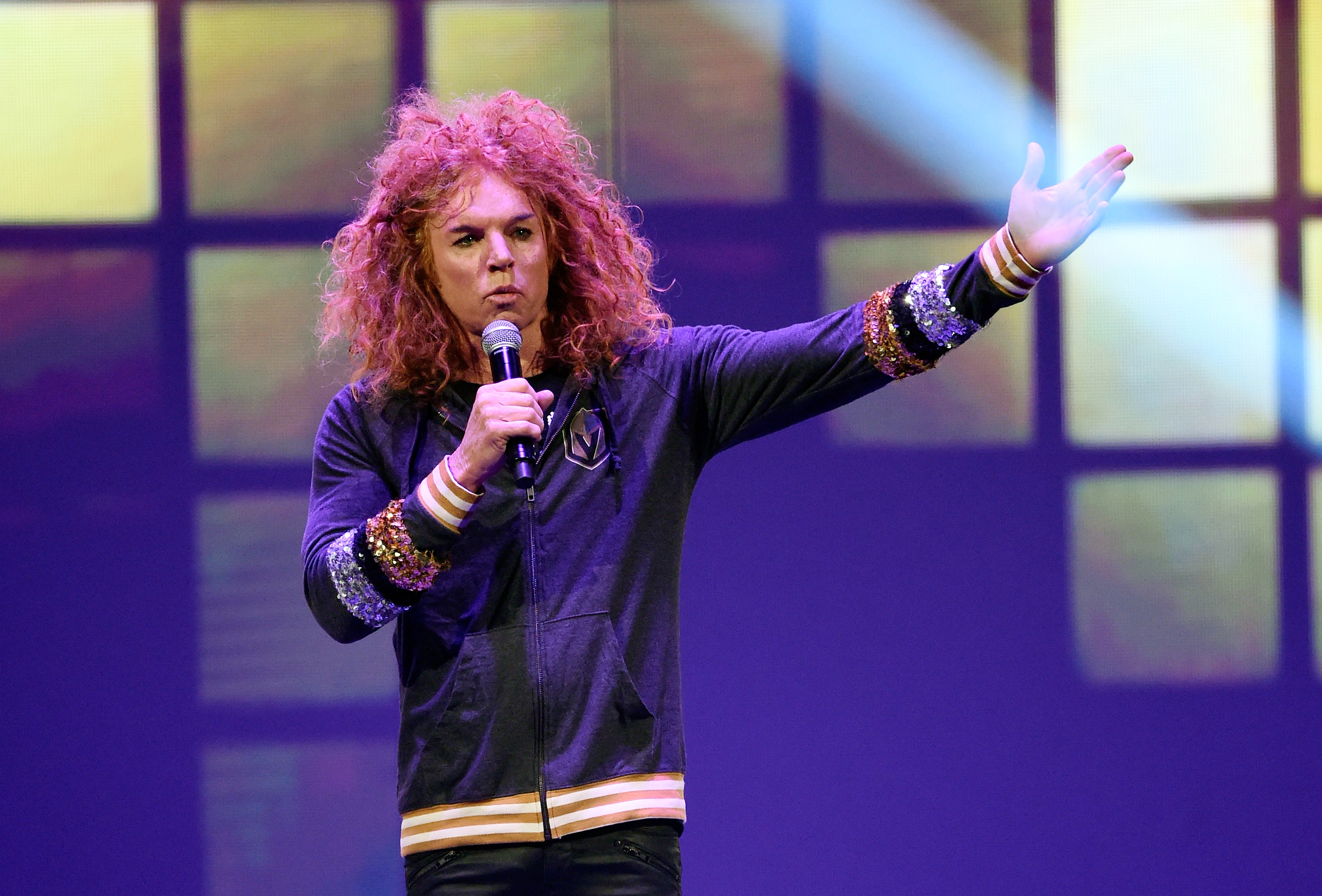 Carrot Top set to make dramatic return to stage after suicide attempt