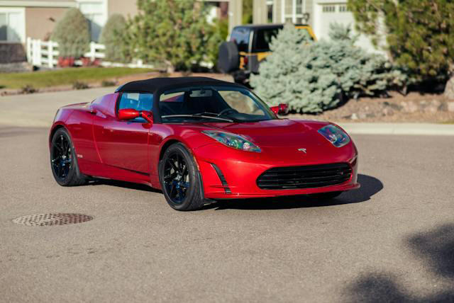 2008–11 Tesla Roadster: Digital heart, analog body, tempting price