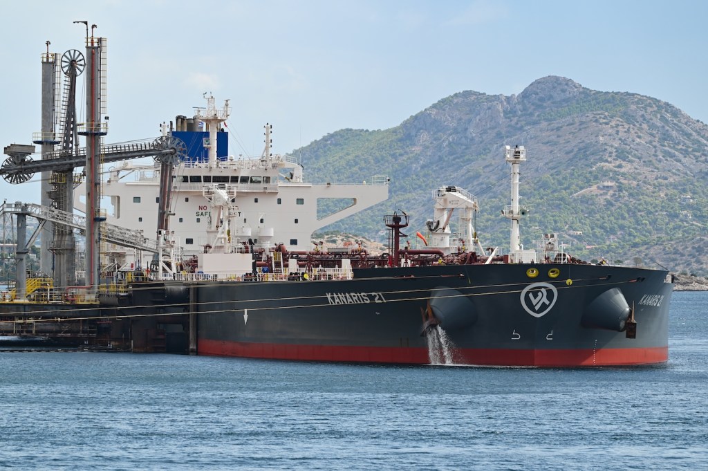 Container surcharges would stay put if US eases shadow-fleet sanctions