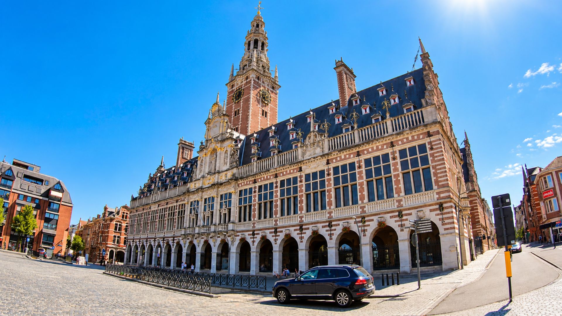 A walk past Leuven's impressive university library in Belgium (4K)