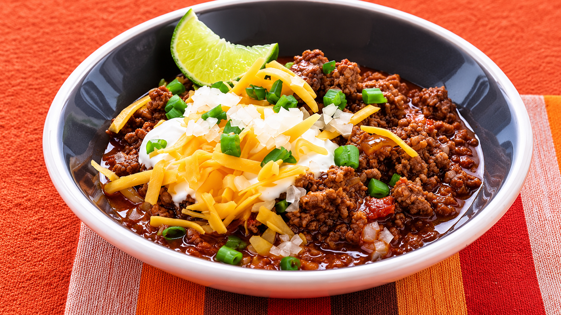 Easy homemade ground beef chili recipe