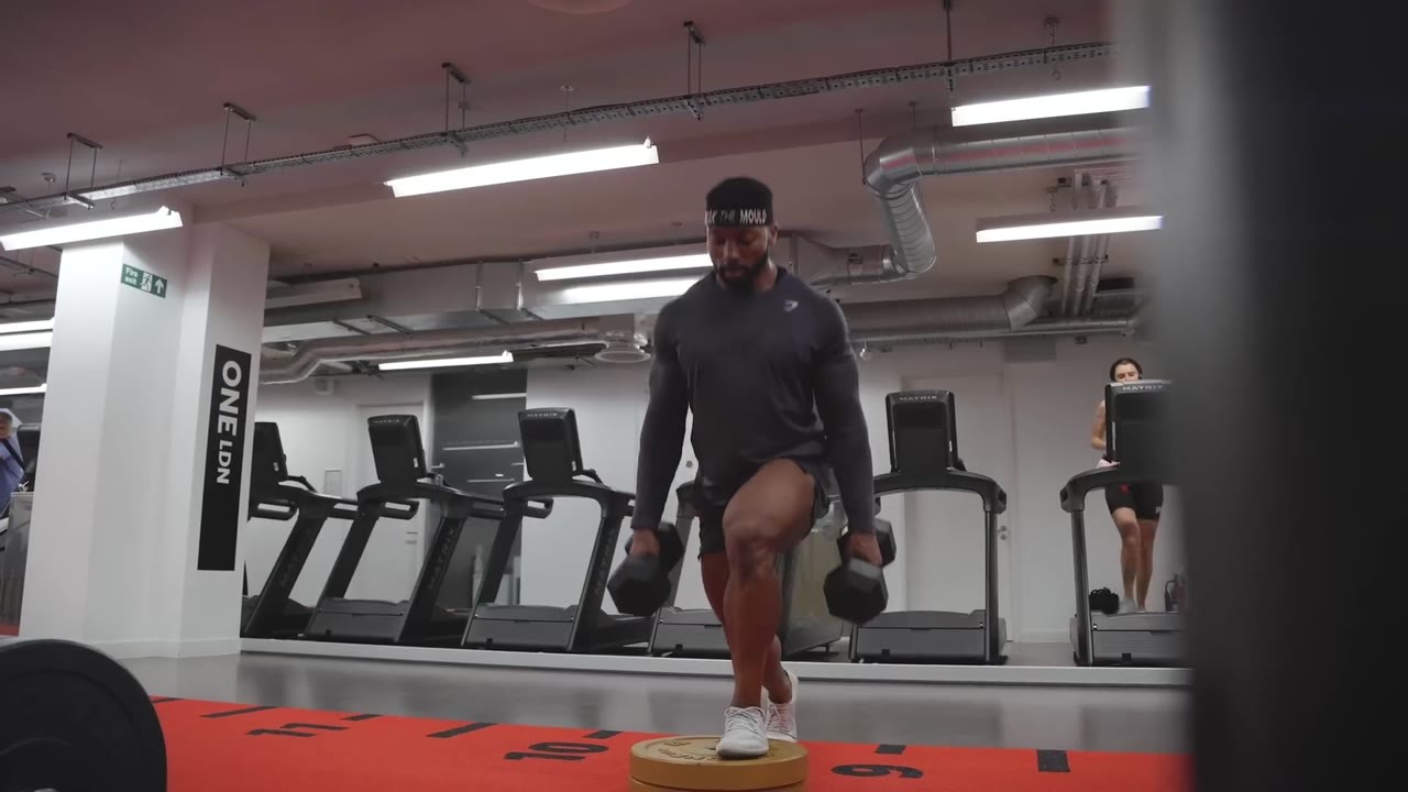 Want bigger legs? This workout puts hamstrings and glutes first
