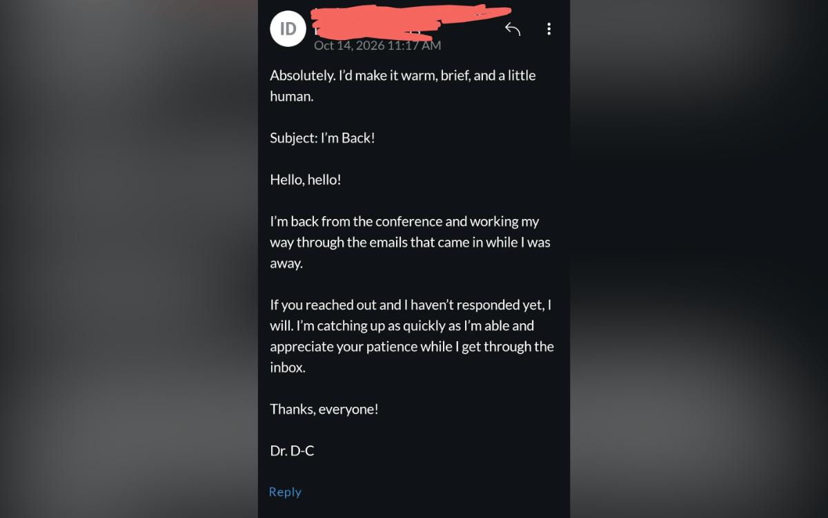 Professor emails all her students—they quickly realize something ...