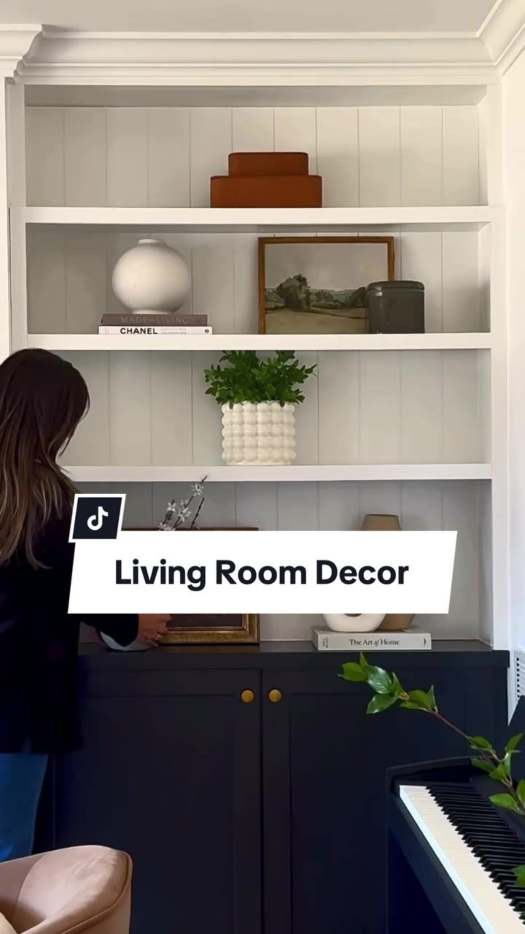 Built in shelves that elevate living room style