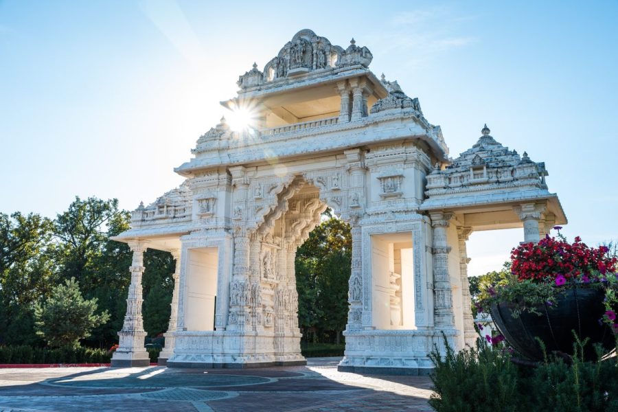 Man accused of mass shooting plot at Illinois Hindu temple