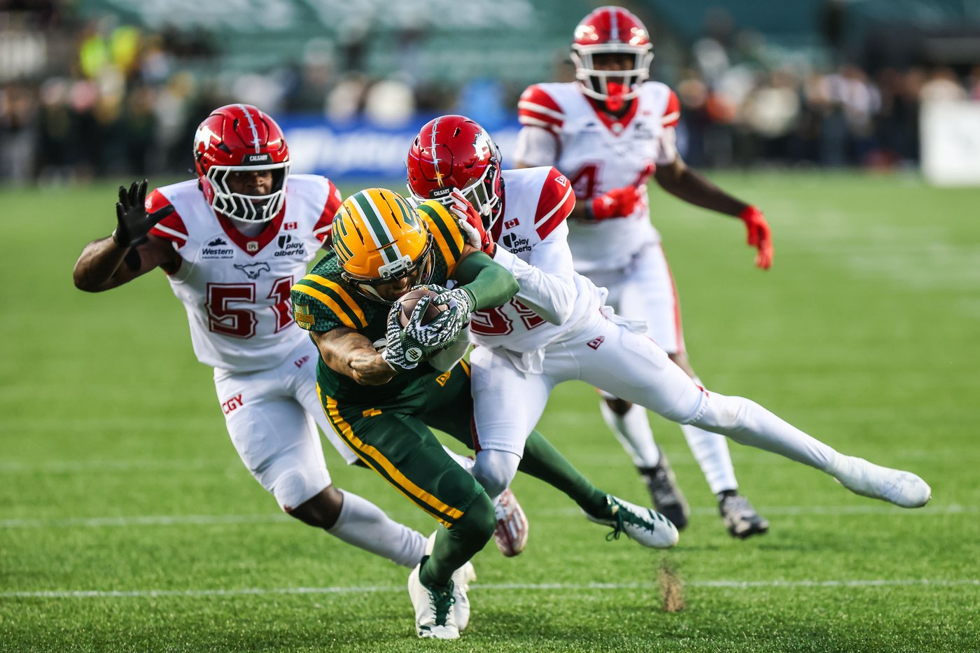 Versatile receiver Mathis giving Elks a boost ahead of Bombers clash