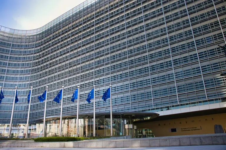 Francia y Alemania fracasan en su pacto sobre 'Made in Europe' y el ...