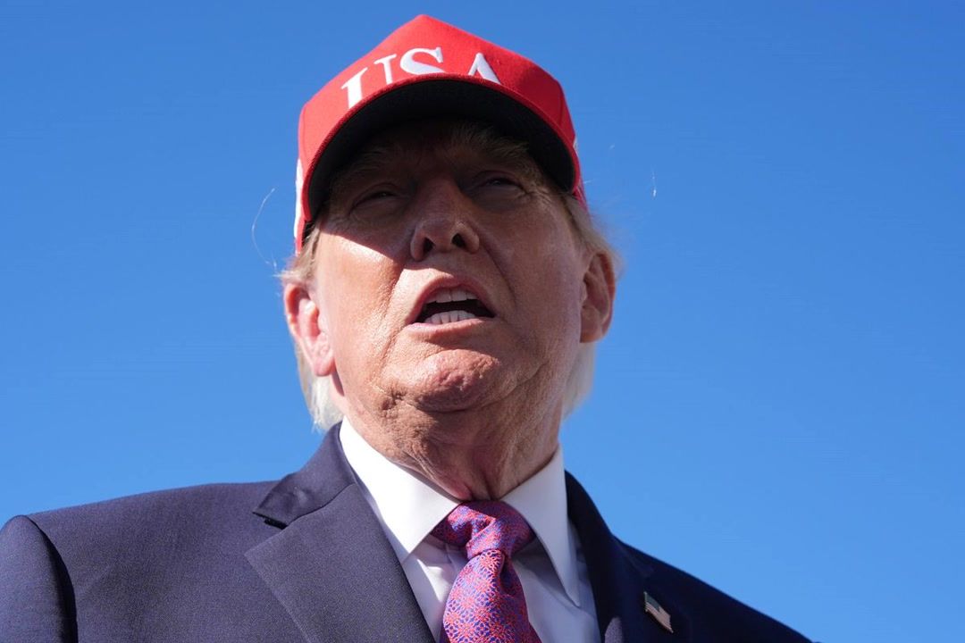 Trump responds to news of Pope Leo’s lung cancer by boasting about how ...