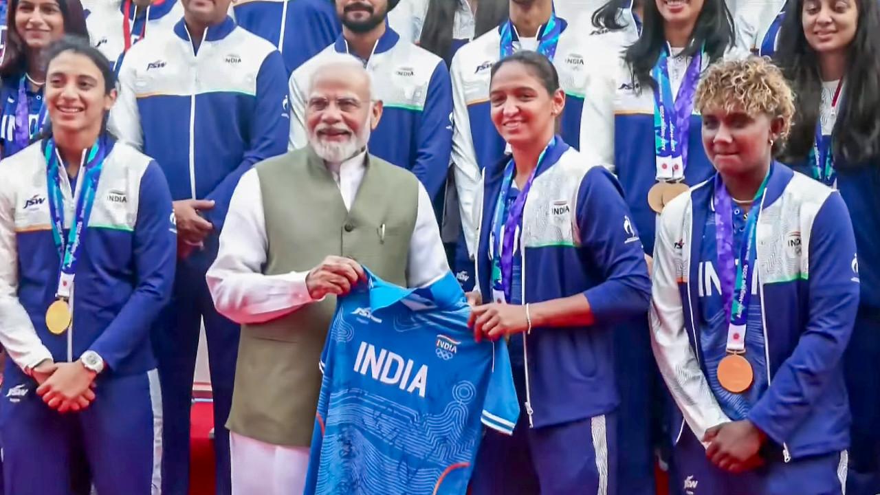 PM Modi greets Asian Games medalists; reaffirms plan to host 2036 Olympics