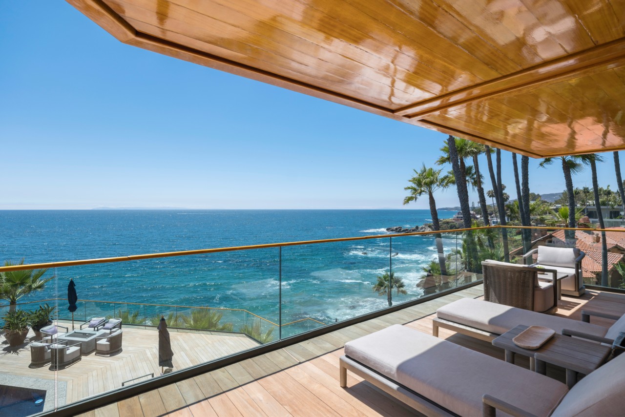 A car-dealership owner's California compound sells for $82.6 million