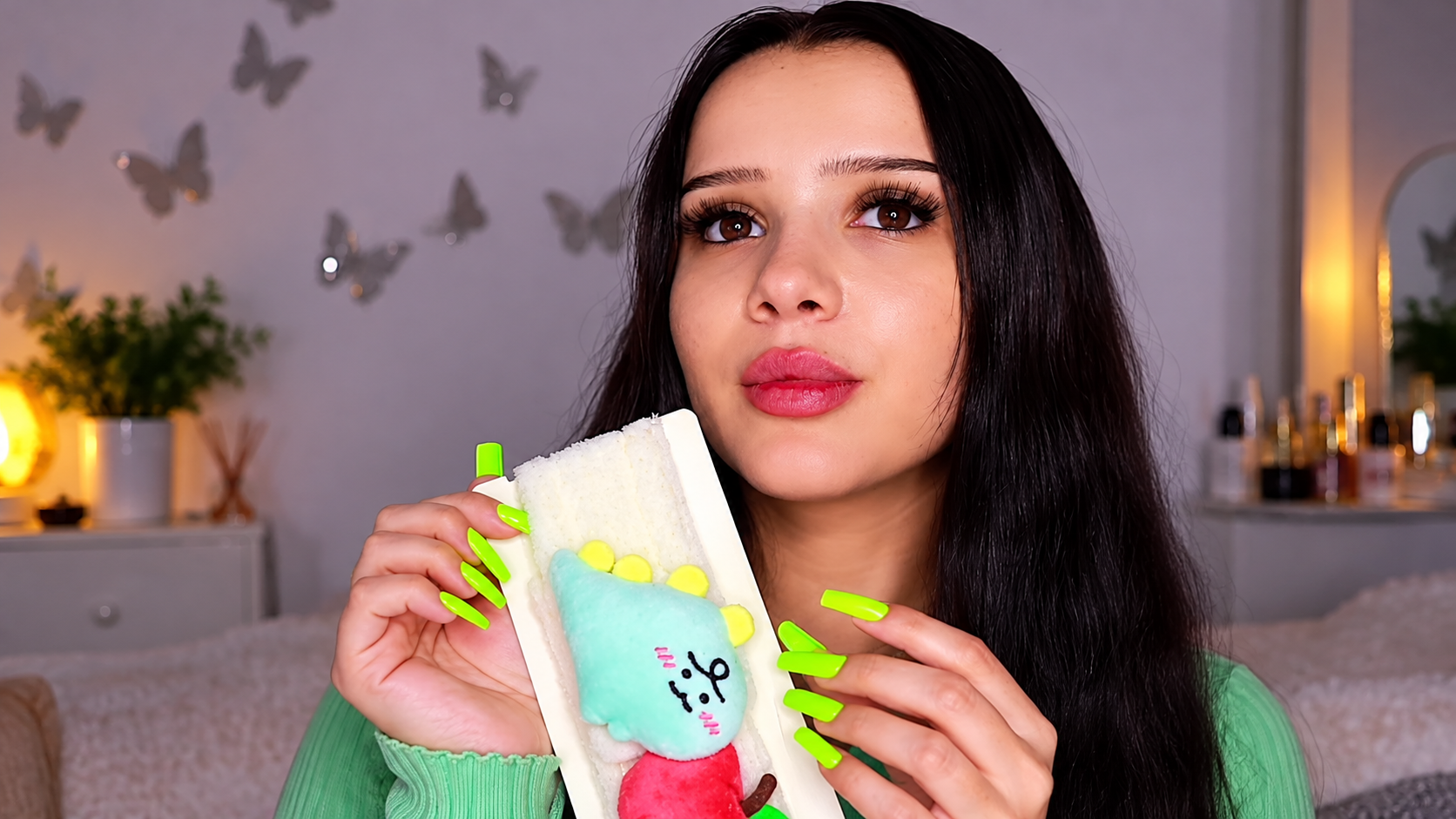 Relaxing ASMR skincare and lip plumping hacks