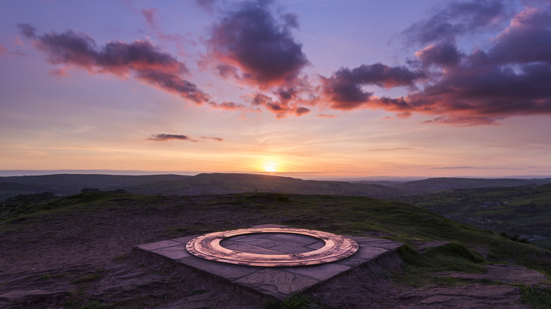 Just over an hour from Manchester is England's capital of the Peak with ...