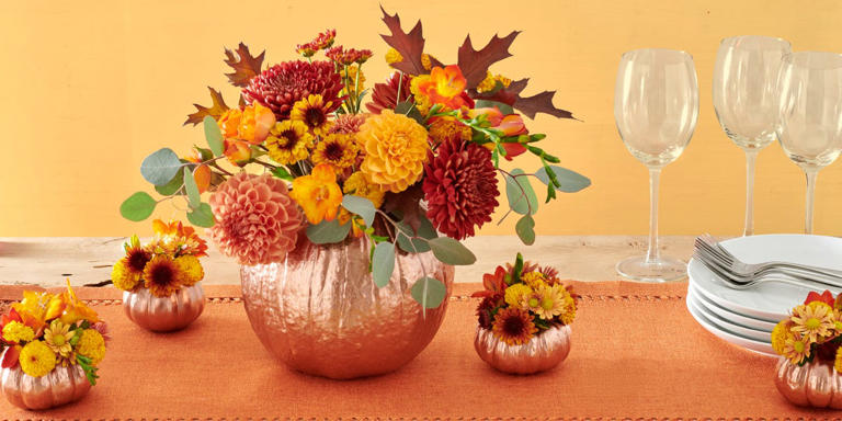 these-halloween-centerpieces-are-so-good-your-guests-won-t-stop-talking