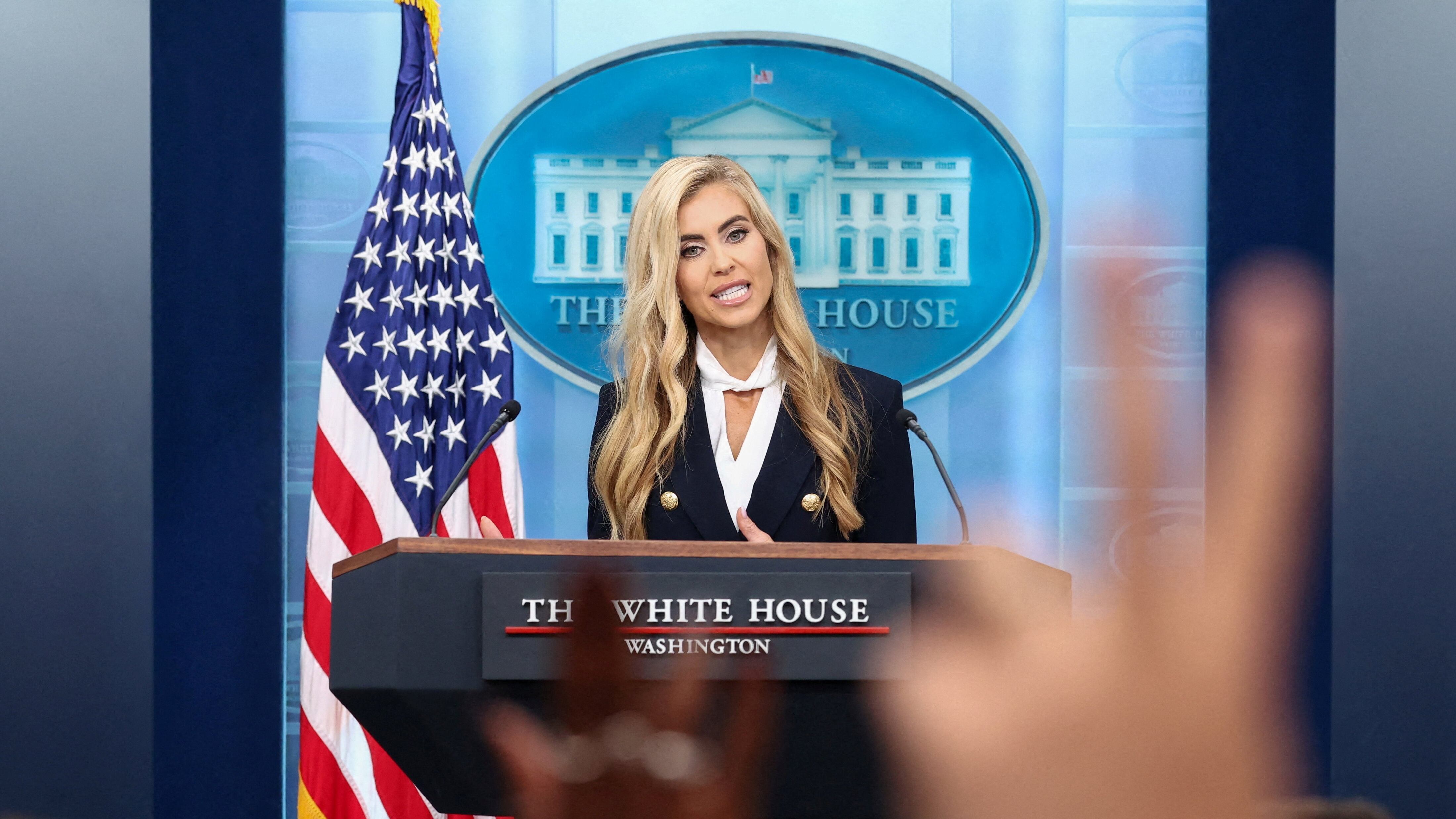 Trump names new White House press secretary