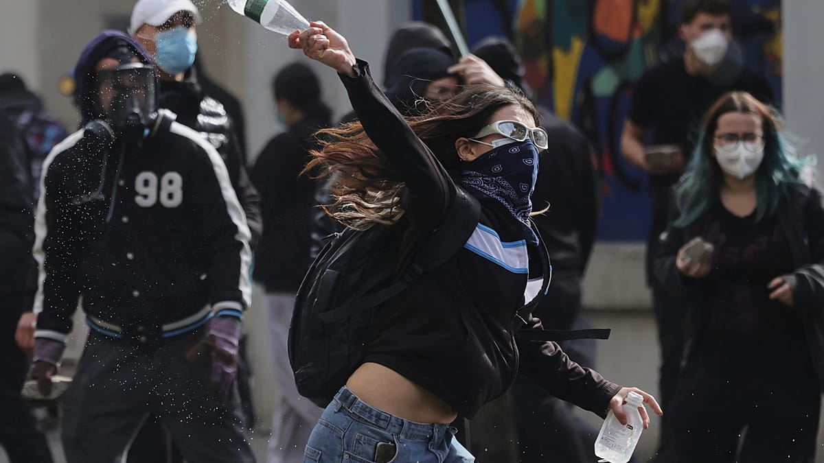 Albania, il premier Rama denuncia il caos mentre le proteste violente ...