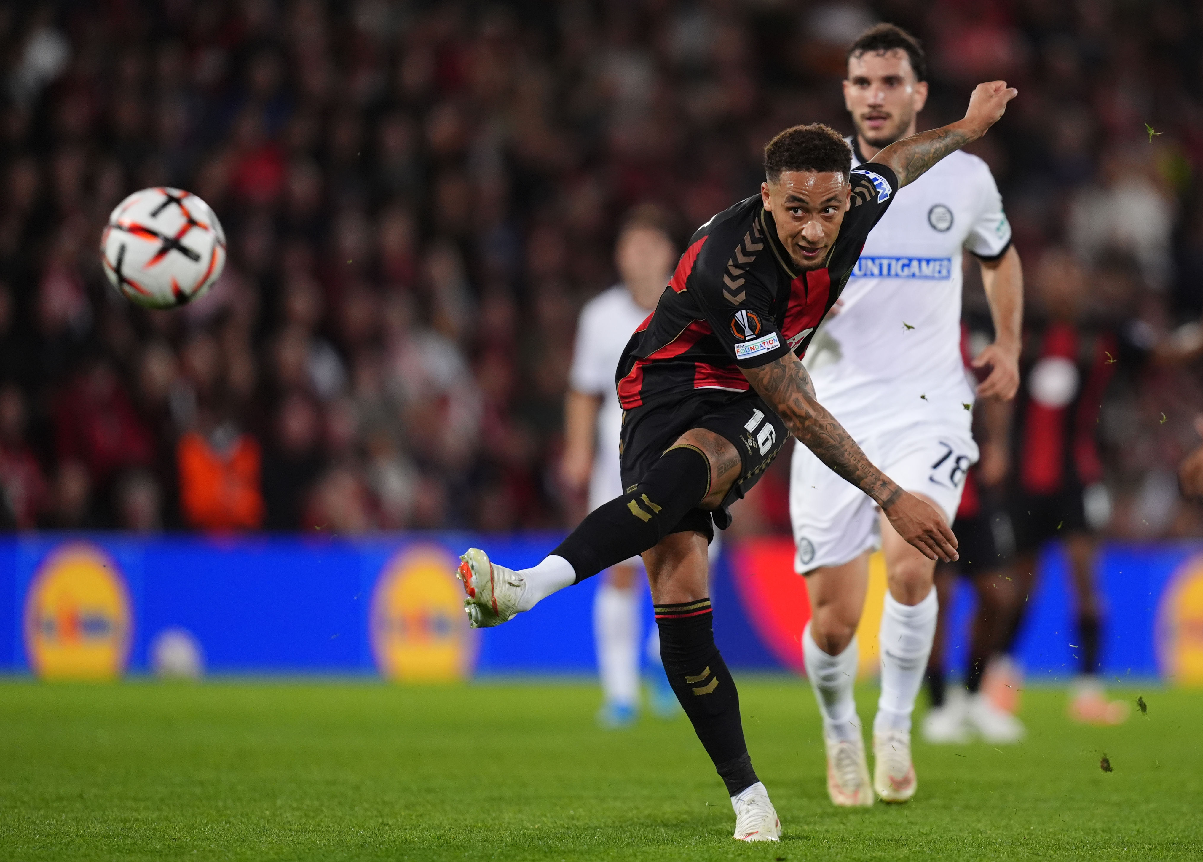 Sunderland scores late to beat Torreense 2-1 in Europa League, Milan ...