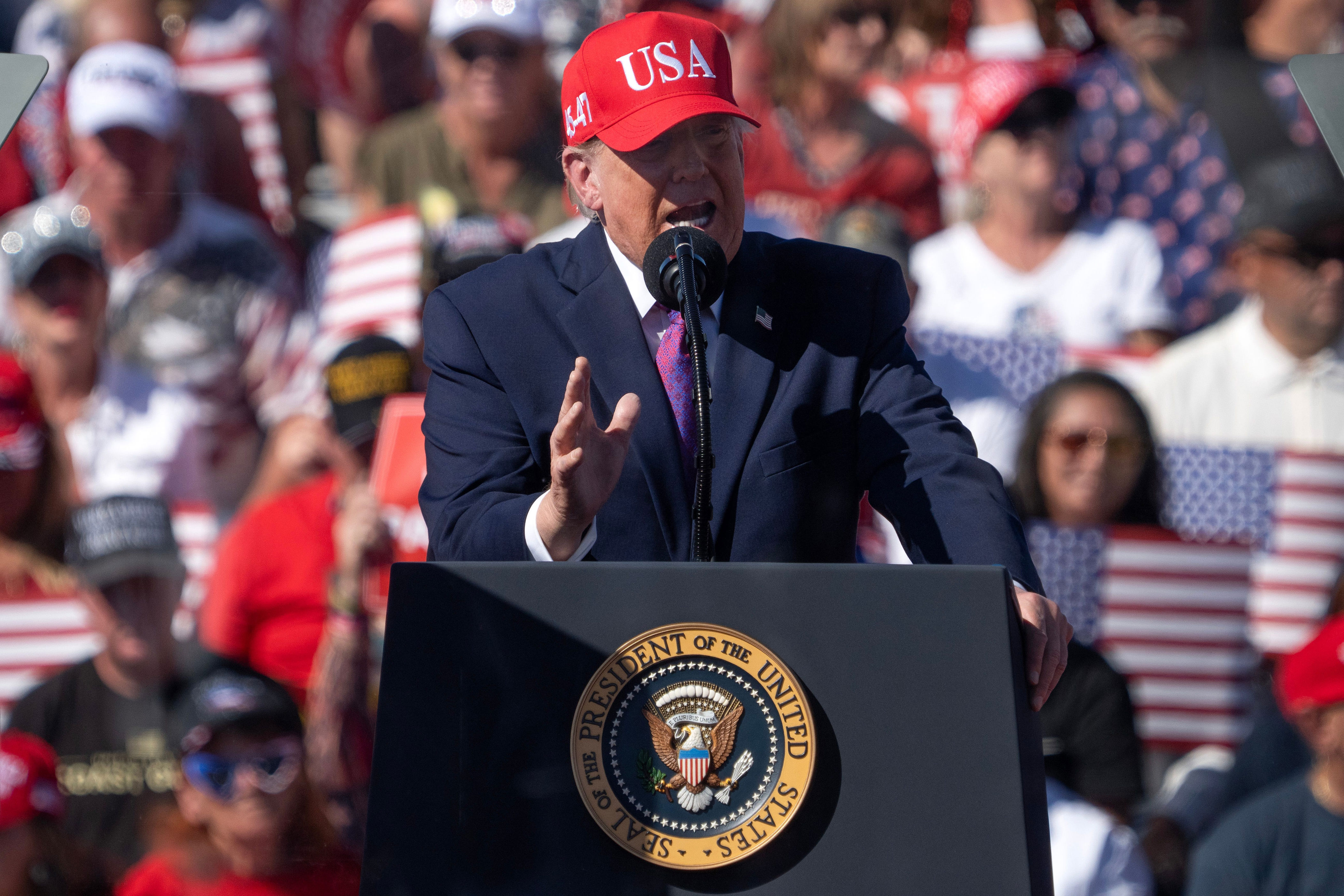Trump says people who leak military plans 'should be shot'