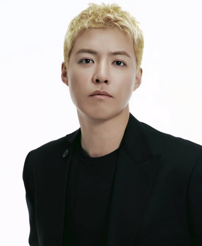 Kangnam gives an update one year after getting a noticeably higher nose ...