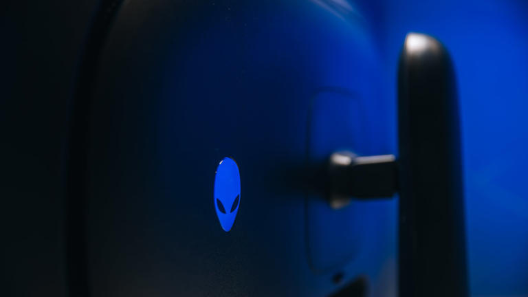 Alienware 32 4K OLED (AW3226Q) review: Premium OLED, not-so-premium price